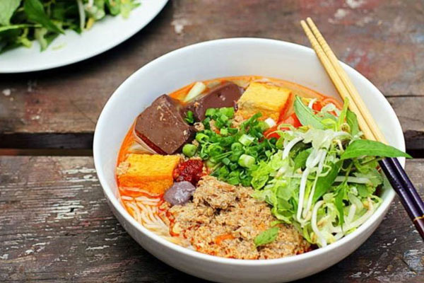 Bún riêu cua: Món ngon nổi tiếng của Hà Nội