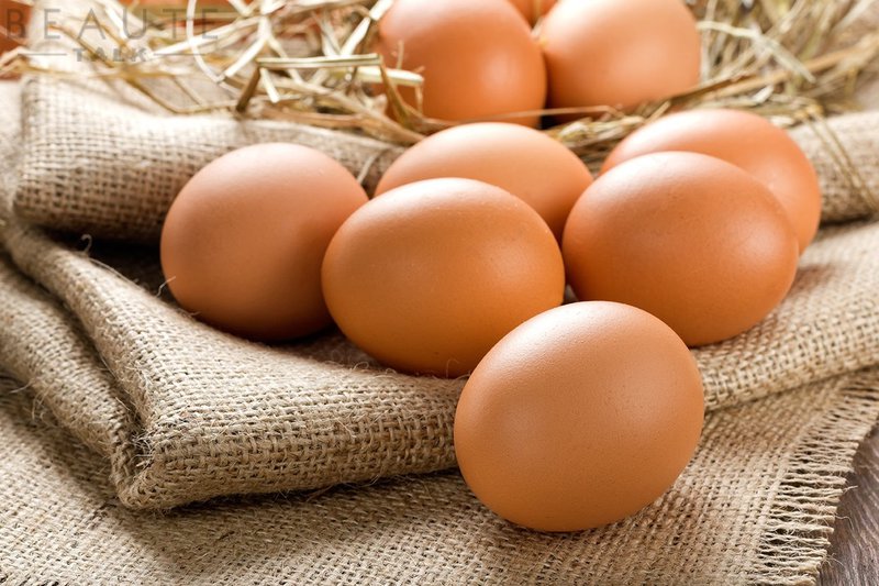 Trứng gà có giá trị dinh dưỡng tốt nhưng không nên lạm dụng